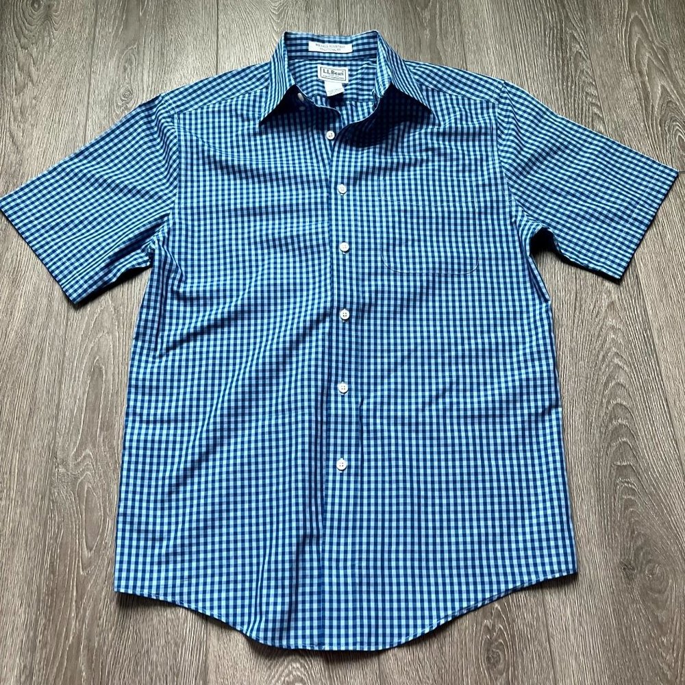 L.L. Bean Wrinkle Resistant Size Small 100% Cotton Men button down shirt‎